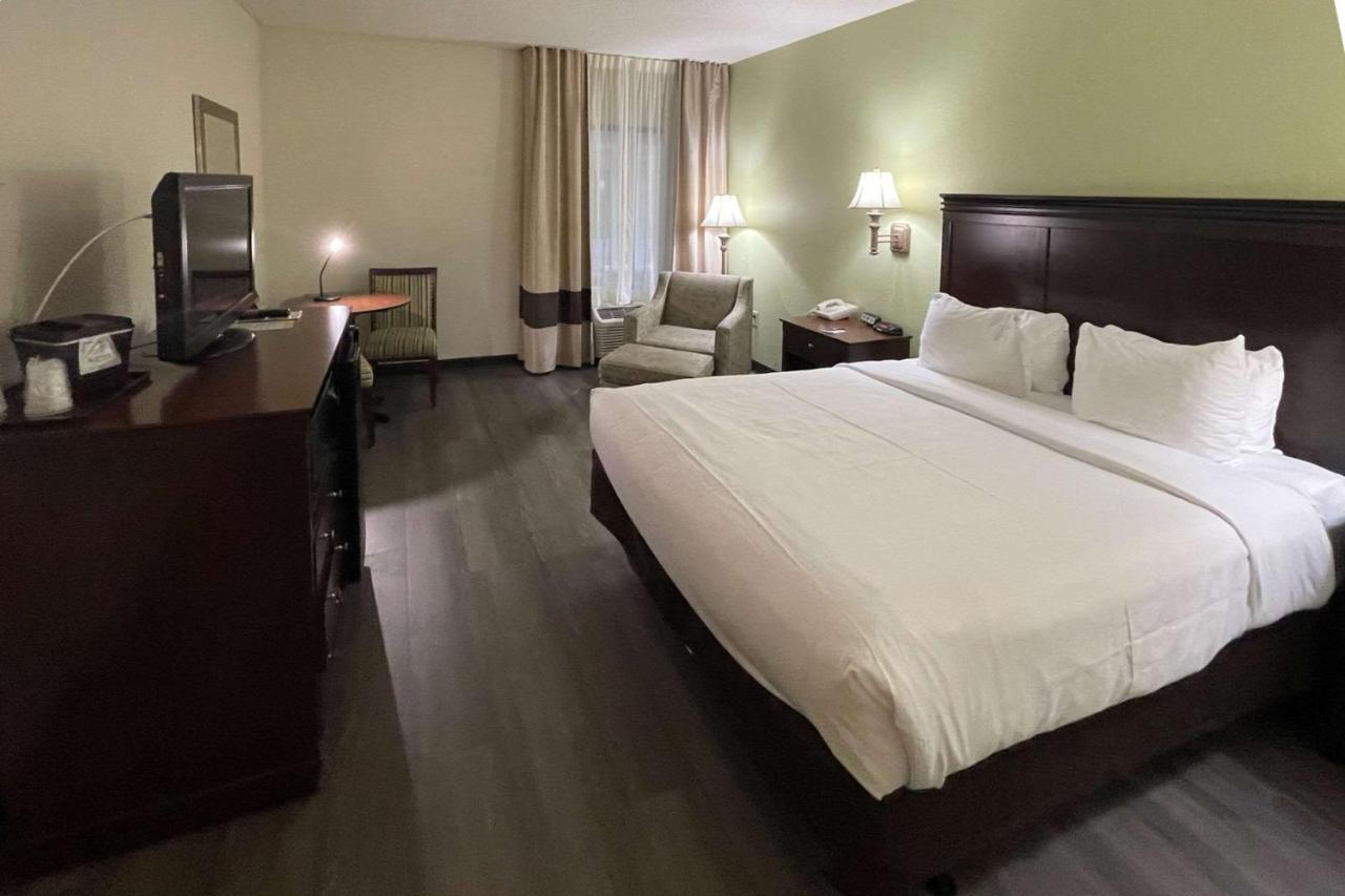 Comfort Inn Pinehurst - Southern Pines Ngoại thất bức ảnh